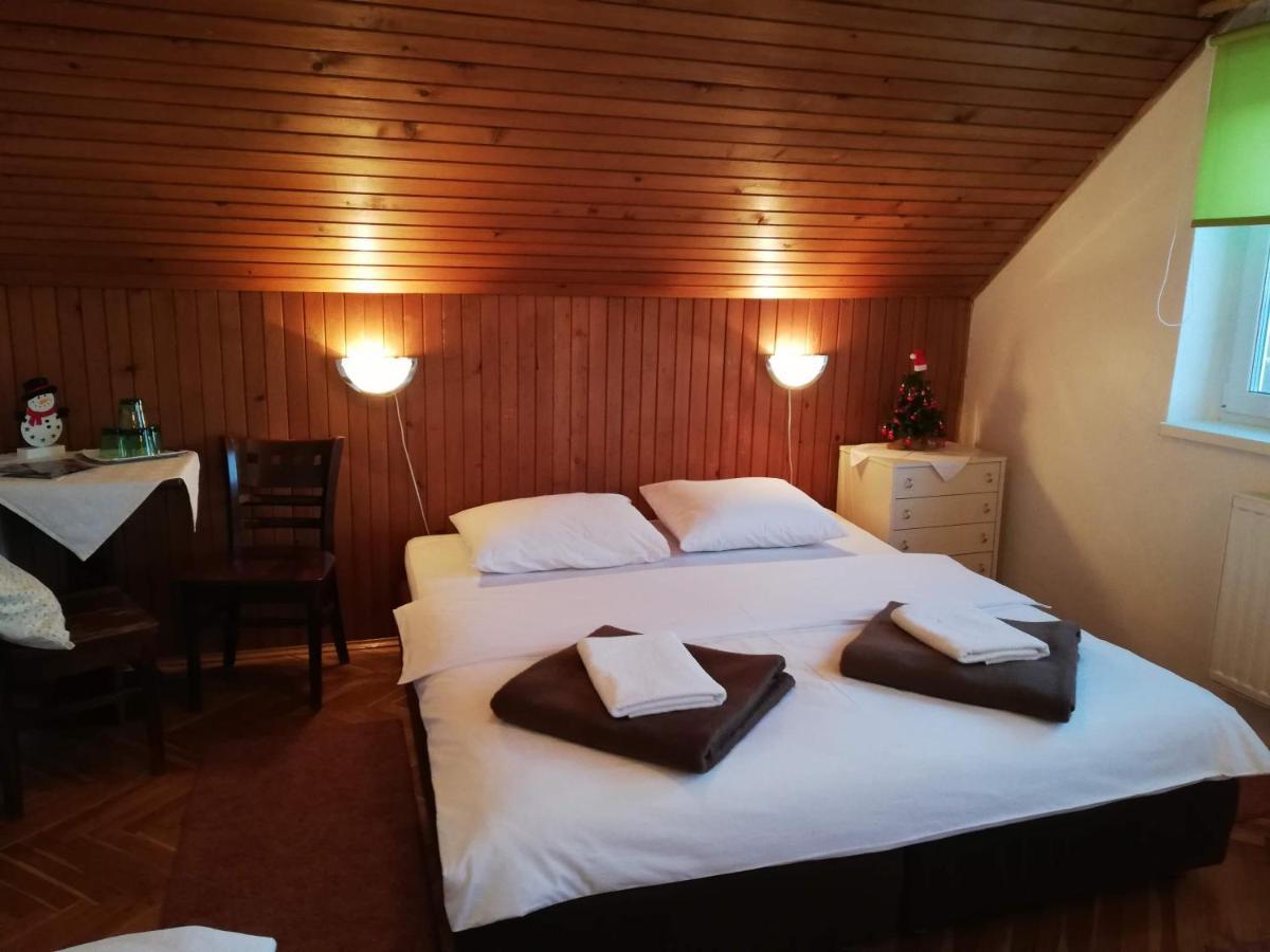 Guesthouse Arnika Fužine Extérieur photo