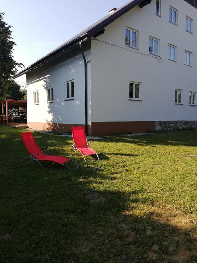 Guesthouse Arnika Fužine Extérieur photo