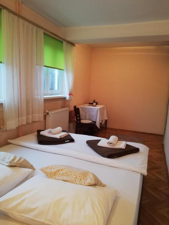 Guesthouse Arnika Fužine Extérieur photo